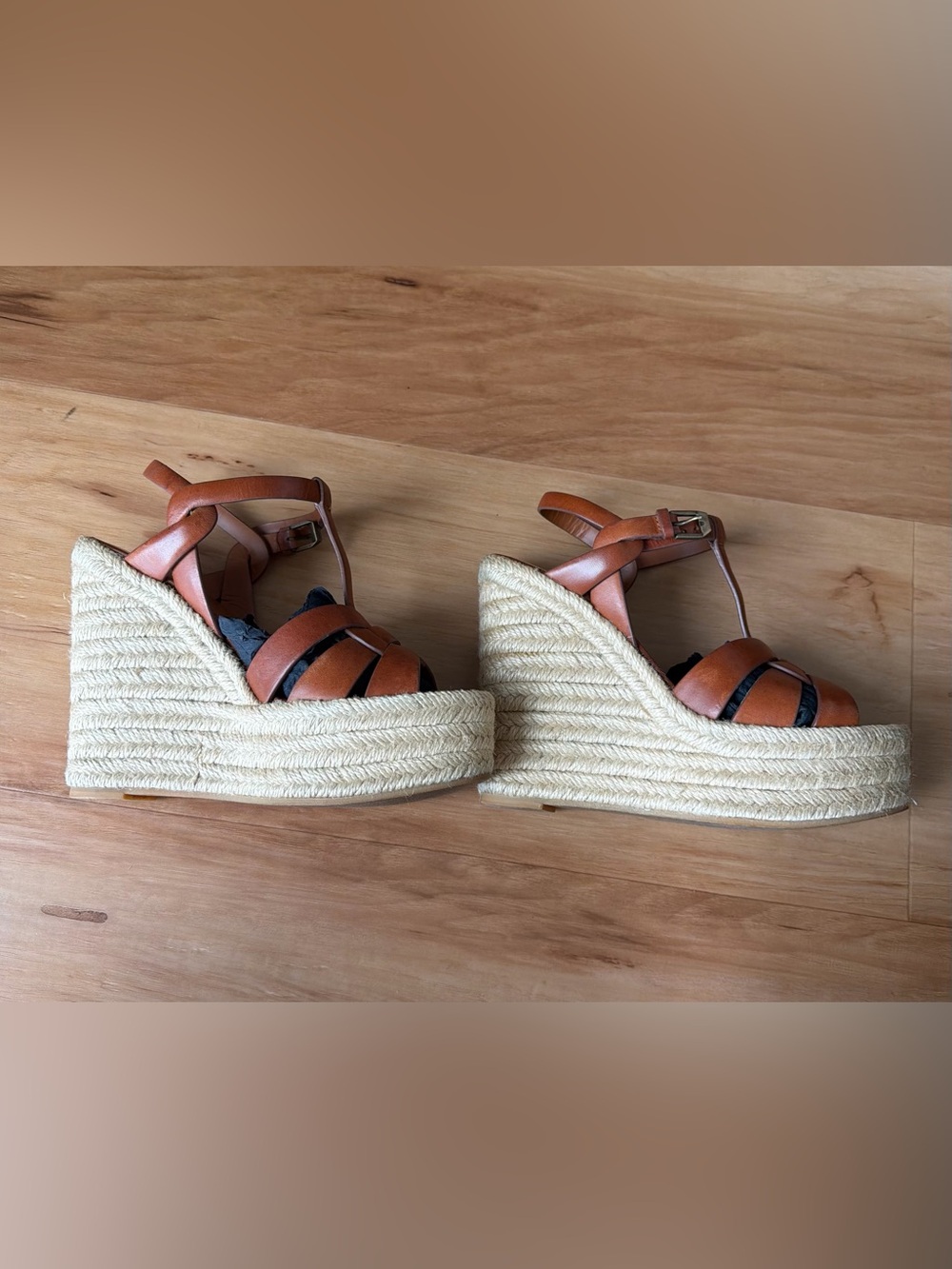 Saint Laurent Leather Upper Rubber
MAINE AMBRA Espadrille sandals size 36